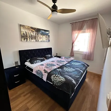 Apartment Apartamentcro *